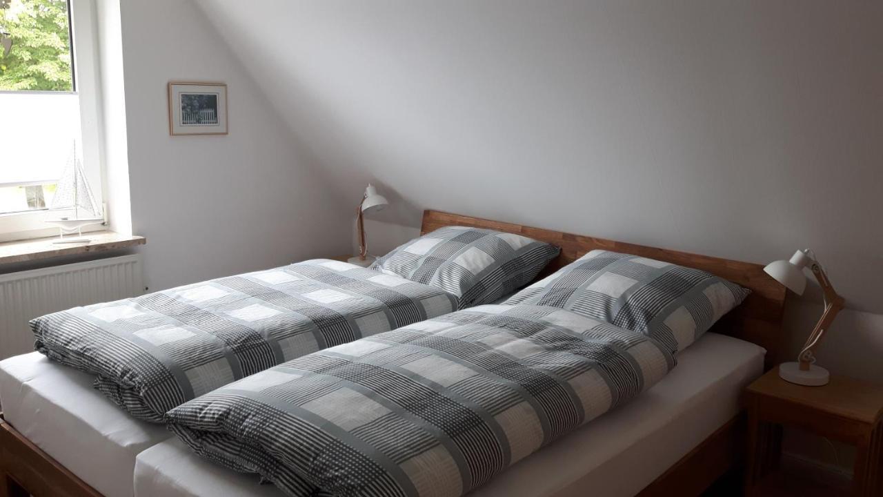 Ferienhaus Gartenstrasse Osten Bagian luar foto